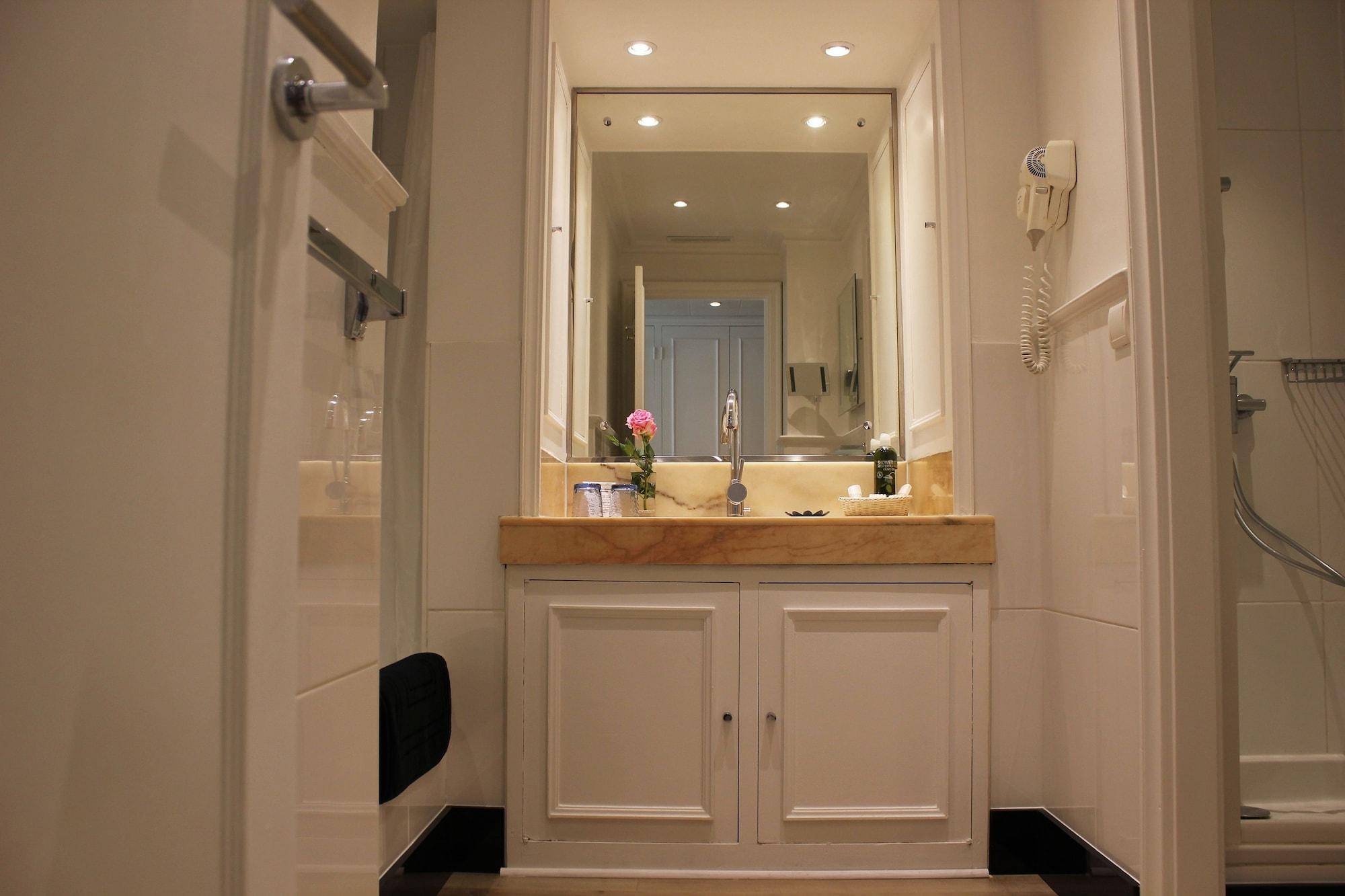 Hotel Victoria Κάννες Εξωτερικό φωτογραφία